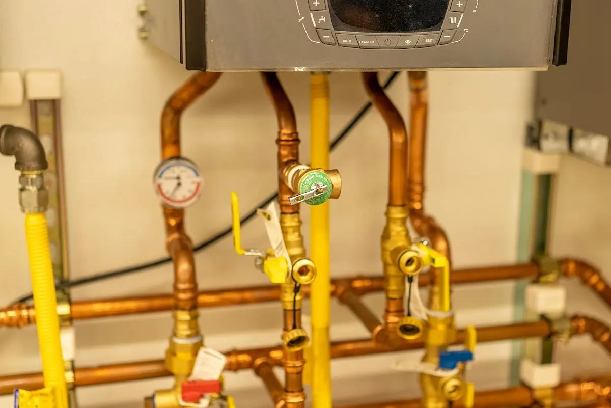 Licensed technician providing Sewer Cleanout for a homeowner in Shawangunk